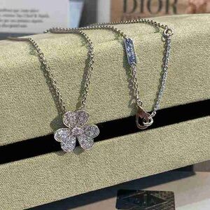 Van Cleef & Arpels clover necklace